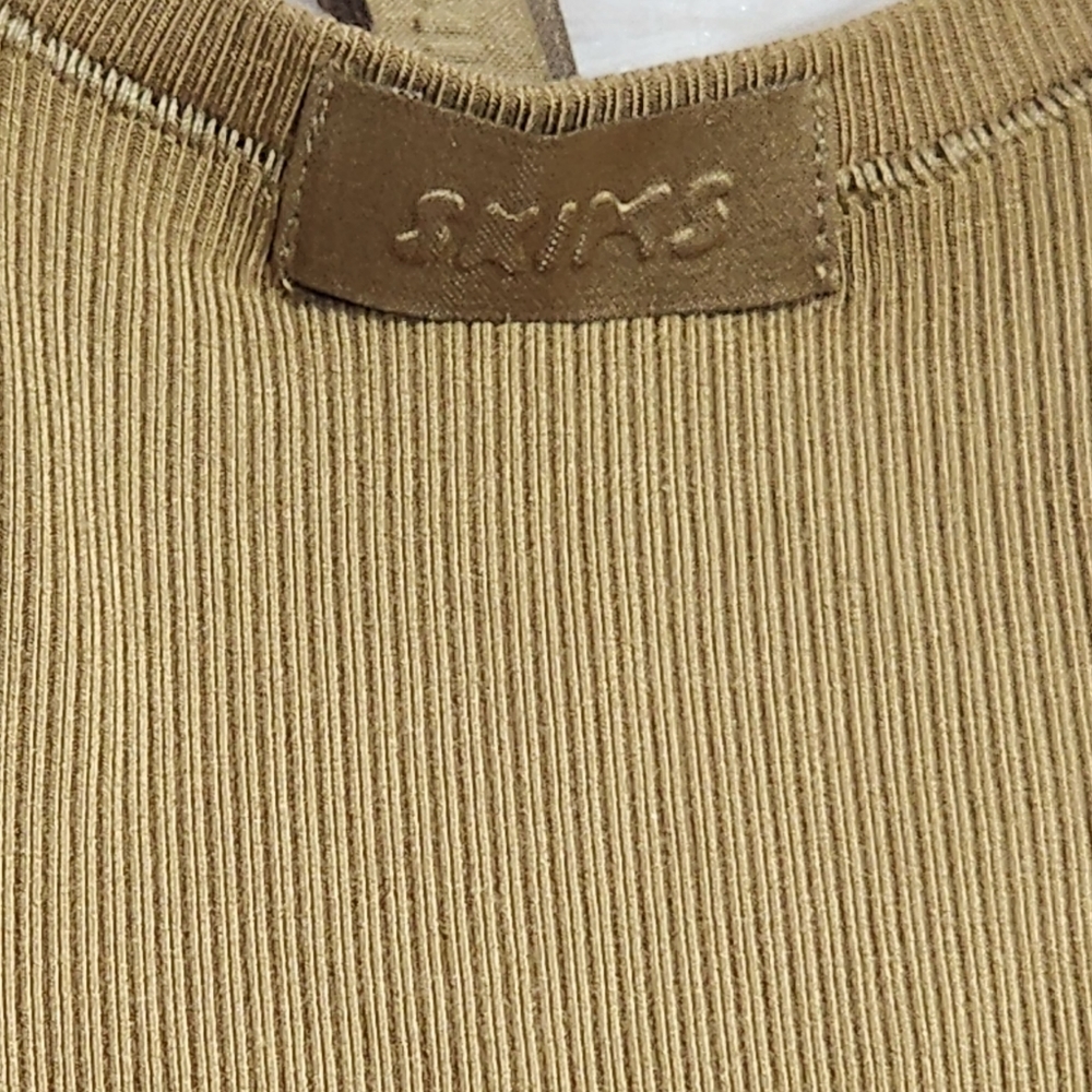 SKIMS LOUNGE RIB SCUBA TANK IN GOLD/LARGE/ NWT - Picture 5 of 8